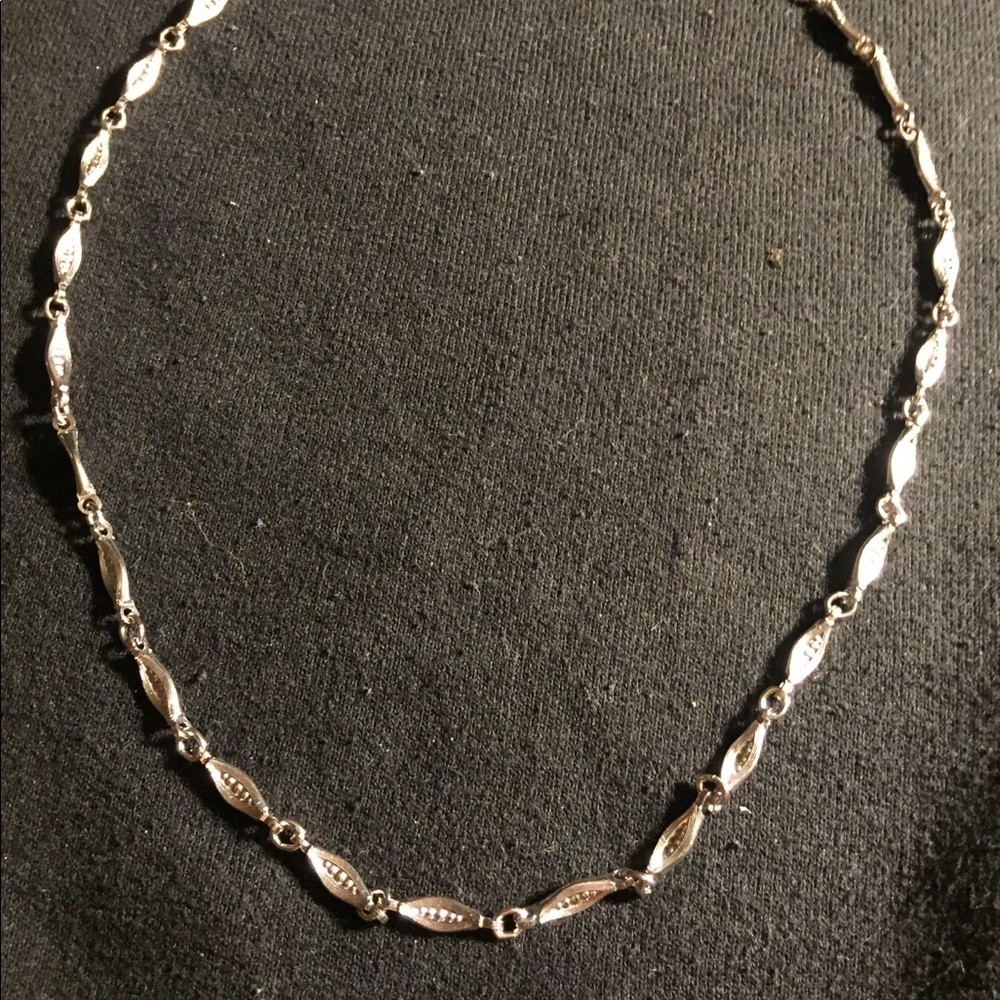 Silver 18 inch chain with clasp